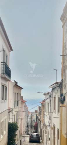 Apartamento t3 com terraço _ 200 metros praia de sesimbra