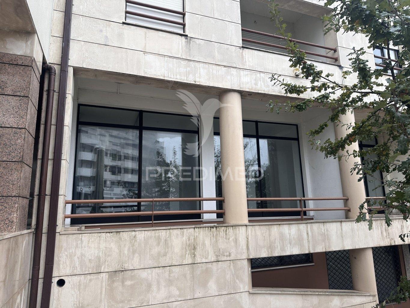 Fantástica loja nas olhalvas, leiria.