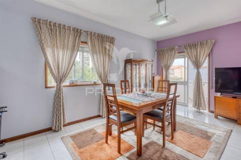 Apartamento t2 | garagem | elevador | metro | baguim do monte | gondomar