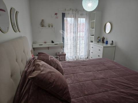 T2 com parqueamento no centro de grândola