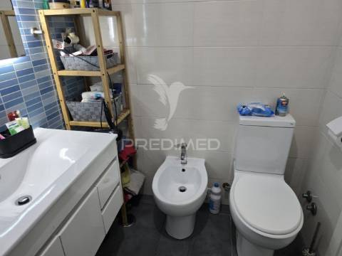 T2 com parqueamento no centro de grândola