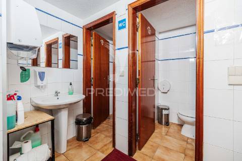 Trespasse – restaurante / churrasqueira totalmente equipado na amadora