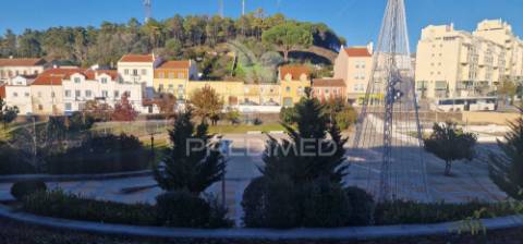 Lote para construção de moradia com piscina