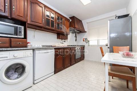 Apartamento t3 azambuja