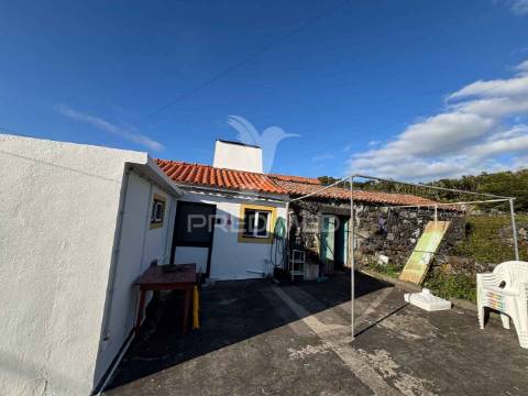 T1 com vista mar, terreno – candelária, madalena do pico