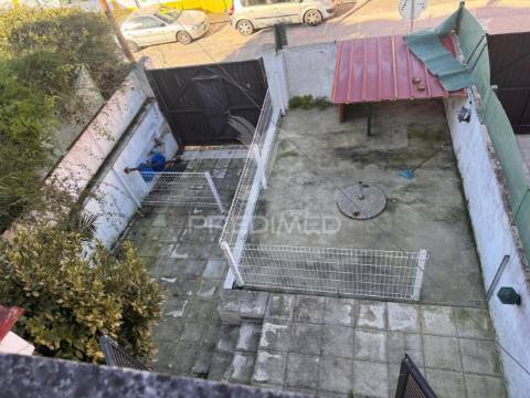 Fantastica moradia t3  em zona calma e central