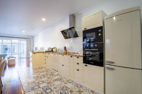 Moradia t3 renovada em santo antónio funchal