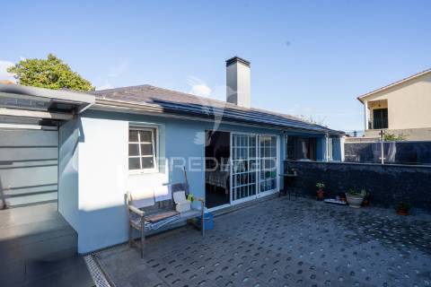 Moradia t3 renovada em santo antónio funchal