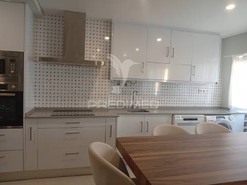 Apartamento t3 renovado