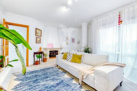 T2 com vista rio — barreiro