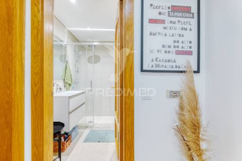 T2 com vista rio — barreiro