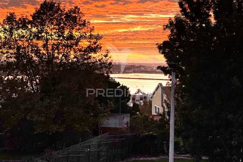 T2 com vista rio — barreiro