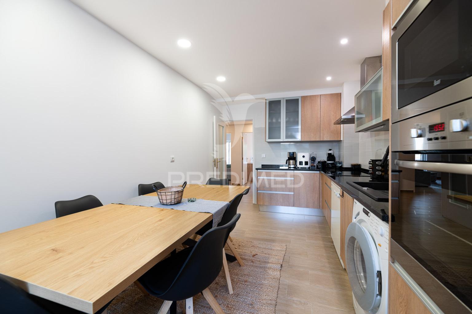 Apartamento t2 renovado, alverca do ribatejo