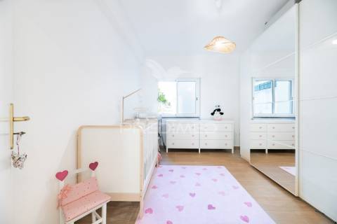 Apartamento t2 renovado, alverca do ribatejo