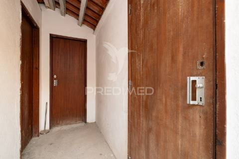 Apartamento t2 renovado, alverca do ribatejo