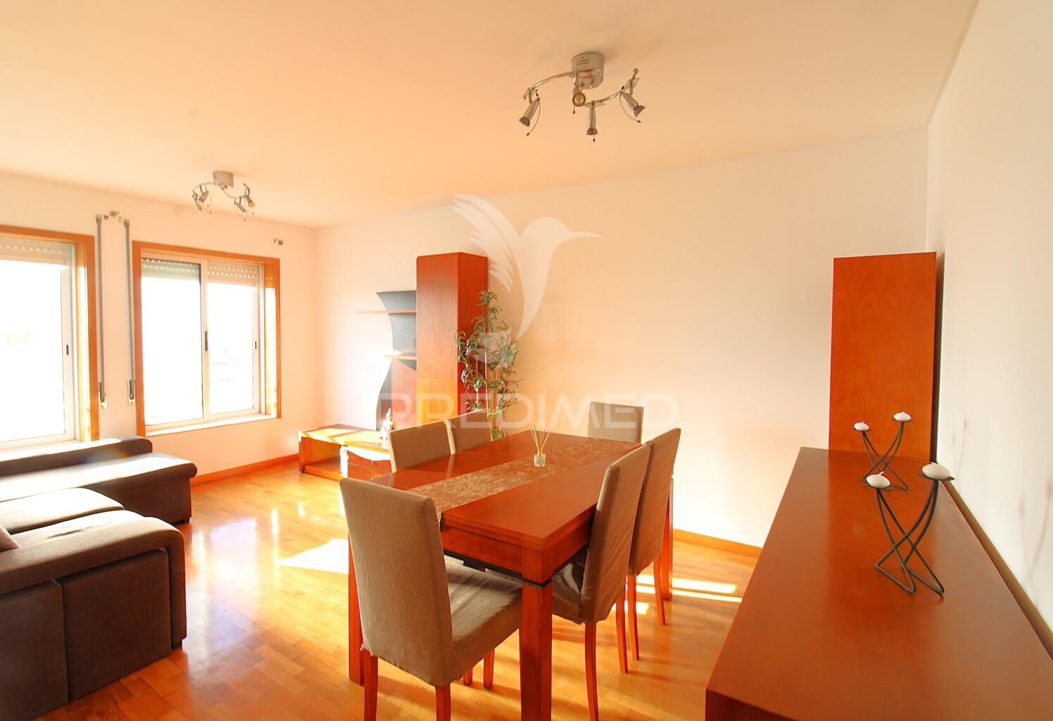 T2 com lugar de garagem em ramalde