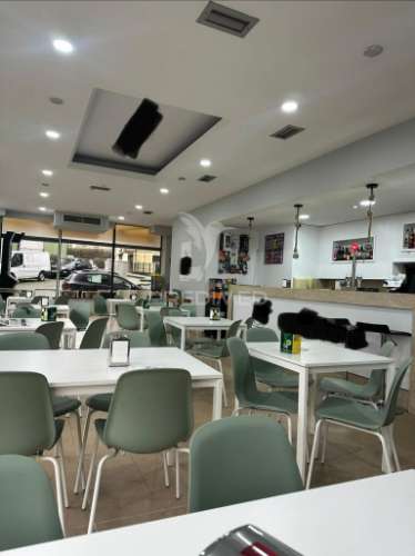 Trespasse de padaria, pastelaria & espaço com potencial para restaurante