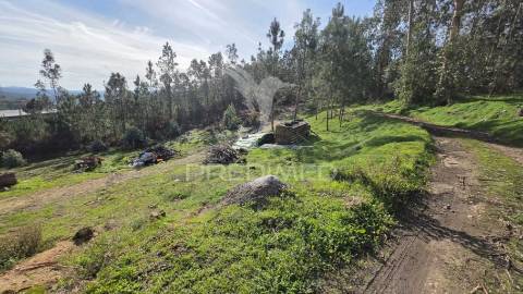 Terreno urbano para construção – 2.040 m² – longra, freguesia da caranguejeira, leiria
