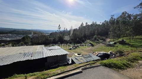 Terreno urbano para construção – 2.040 m² – longra, freguesia da caranguejeira, leiria