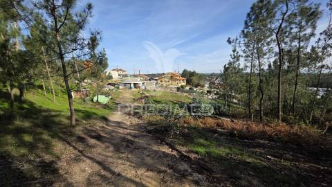 Terreno urbano para construção – 2.040 m² – longra, freguesia da caranguejeira, leiria