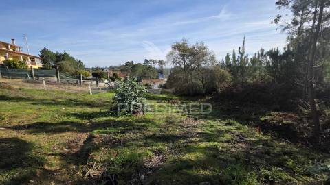 Terreno urbano para construção – 2.040 m² – longra, freguesia da caranguejeira, leiria