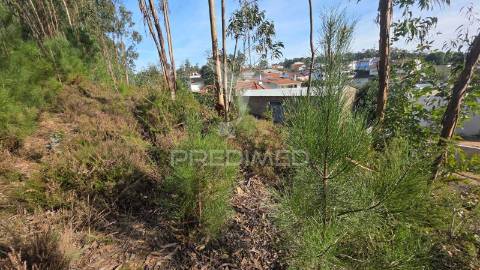 Oportunidade - terreno urbano com 842 m² – santa eufémia, leiria