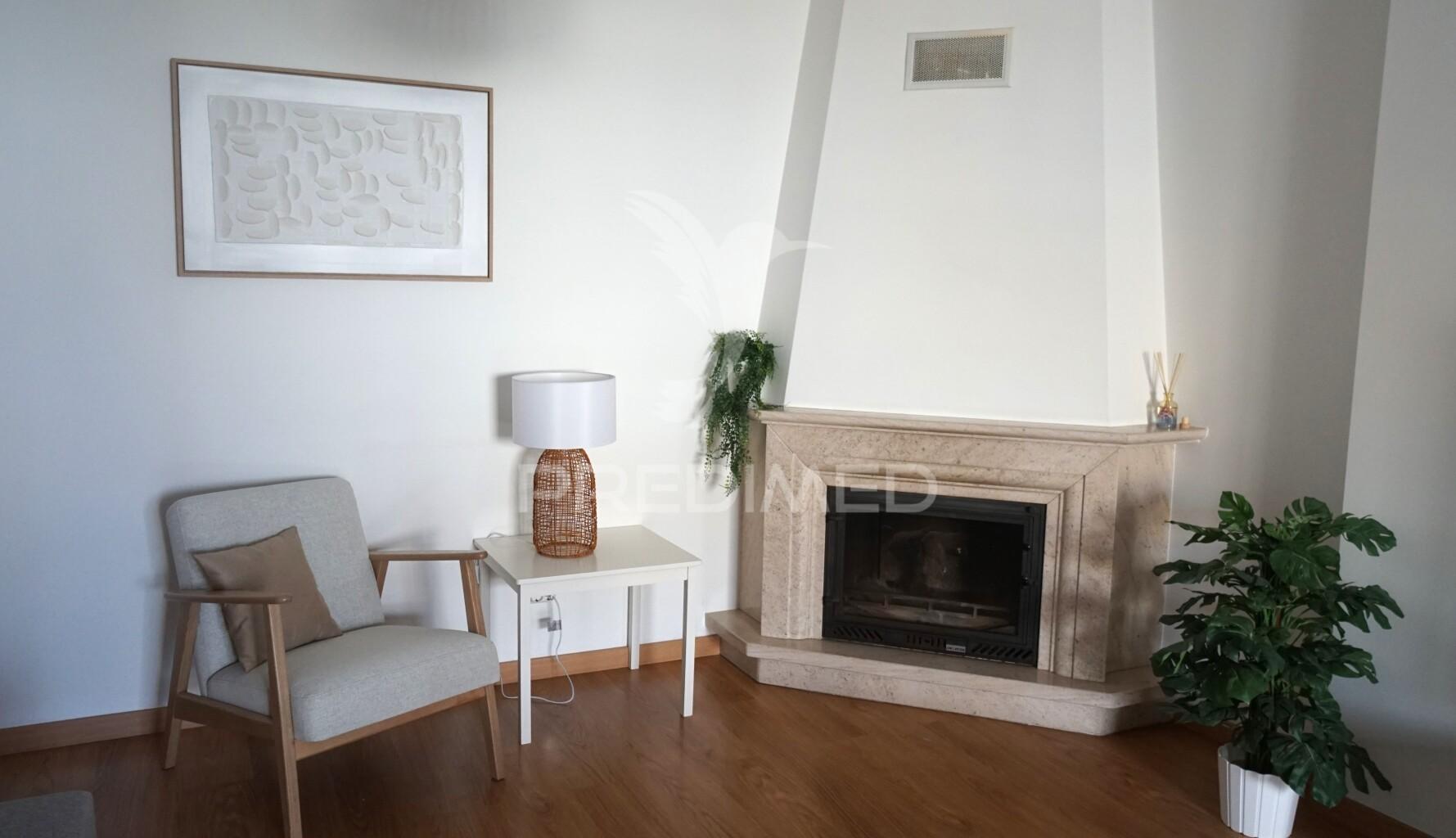 Apartamento t2 vista mar centro de sines