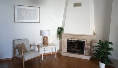 Apartamento t2 vista mar centro de sines