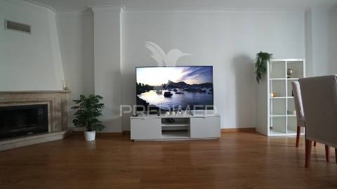 Apartamento t2 vista mar centro de sines