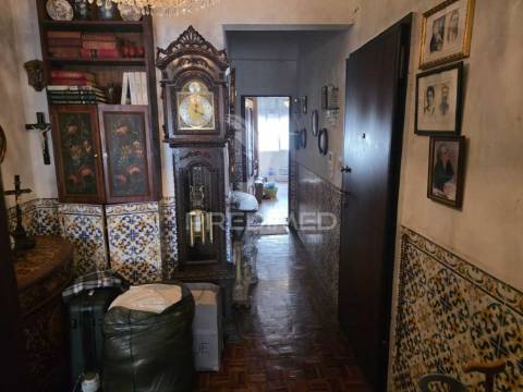 Apartamento t2 com elevador