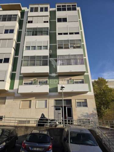 Apartamento t2 com elevador