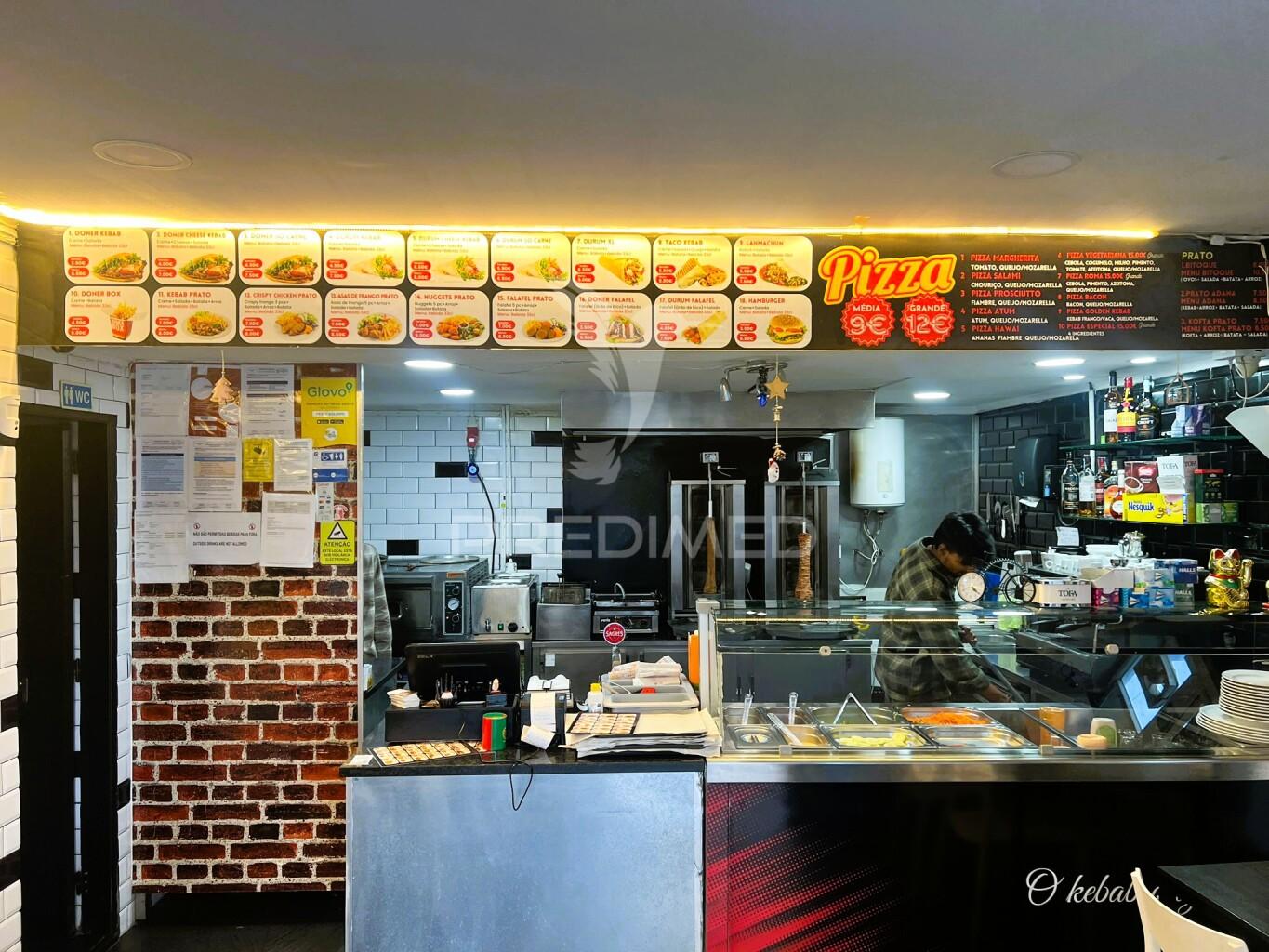 Trespasse/arrendamento, kebab, pizzaria e churrasqueira no centro da amadora.