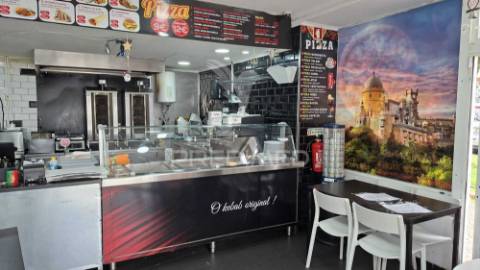 Arrendamento com trespasse - kebab e pizzaria  no centro da amadora.