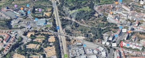 Apartamento t1 totalmente remodelado centro do feijó!