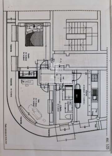 Apartamento t1 totalmente remodelado centro do feijó!