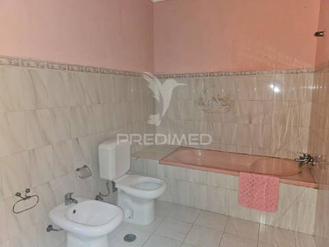 Moradia t3 com quintal e garagem em casével, concelho de castro verde.