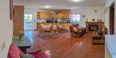 Quinta com casas e moinhos a 5 kms de vila real