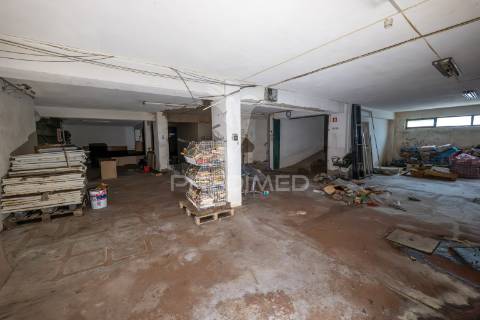 Garagem/armazém- maximinos, braga