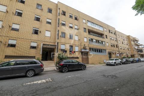 Garagem/armazém- maximinos, braga