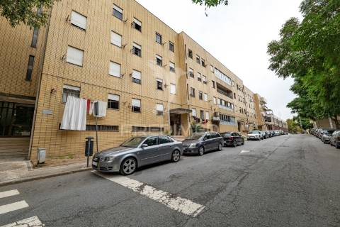 Garagem/armazém- maximinos, braga