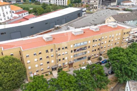 Garagem/armazém- maximinos, braga