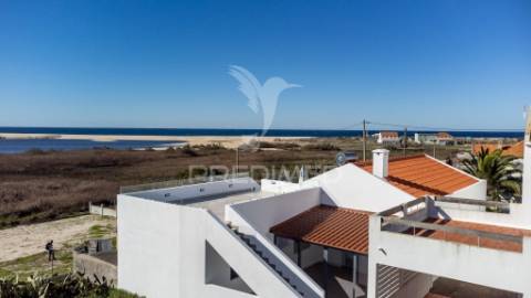 Moradia t2 com terraço com vista para a lagoa e mar