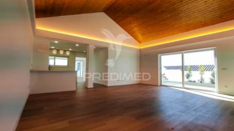 Moradia t2 com terraço com vista para a lagoa e mar