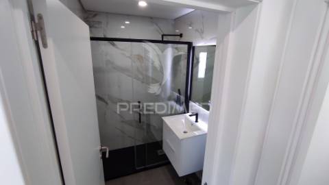 Moradia t2 com terraço com vista para a lagoa e mar