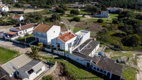 Moradia t2 com terraço com vista para a lagoa e mar