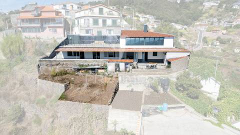 Moradia t2 em garachico, câmara de lobos