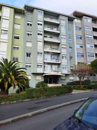 Apartamento t3 | avenida fernão de magalhães - porto.