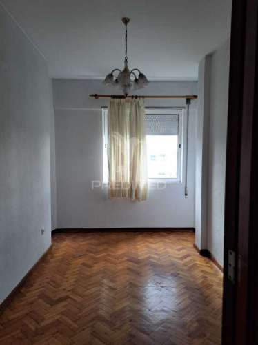 Apartamento t3 | avenida fernão de magalhães - porto.