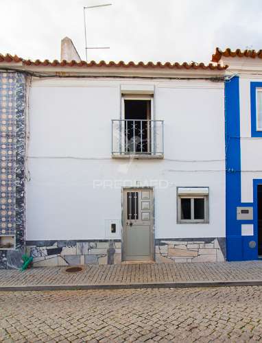 Moradia t2+1 na vila do vimieiro