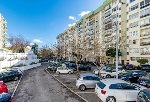 Apartamento t2 | vista mar | paço de arcos